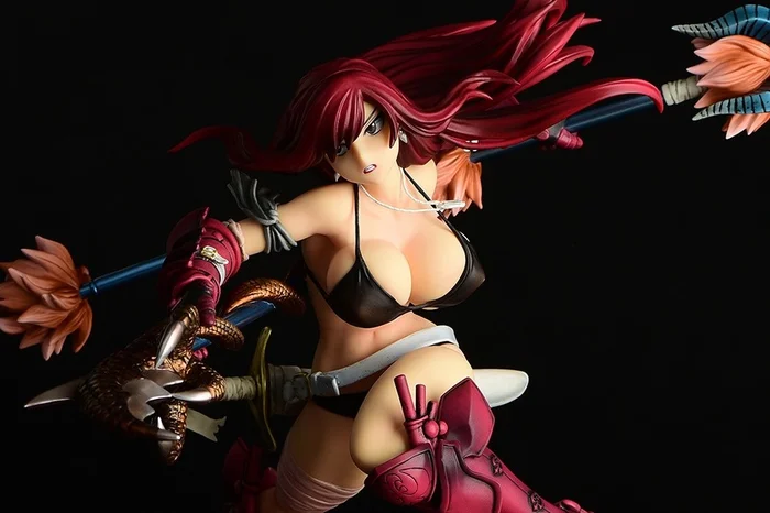 Fairy Tail Erza Scarlet: The Knight Ver. Another Color Crimson Armor 1/6 Scale Figure (Re-run) 6 Fairy Tail Erza Scarlet: The Knight Ver. Another Color Crimson Armor 1/6 Scale Figure (Re-run) - Image 4