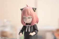 Bandai S.H.Figuarts Spy X Family Anya Forger -Doll Toy Shop 45a2e0727eeb48089a95619019b42bbc.jpg