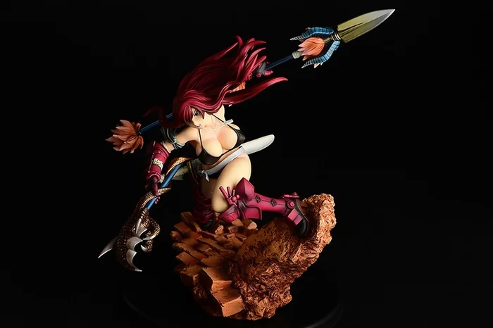 Fairy Tail Erza Scarlet: The Knight Ver. Another Color Crimson Armor 1/6 Scale Figure (Re-run) 9 Fairy Tail Erza Scarlet: The Knight Ver. Another Color Crimson Armor 1/6 Scale Figure (Re-run) - Image 7