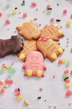 MegaHouse Charm Patisserie Gintama: Gin-san's Cookie Shop Box Set -Doll Toy Shop adf5d9f76f25460089be086f2137f771.jpg